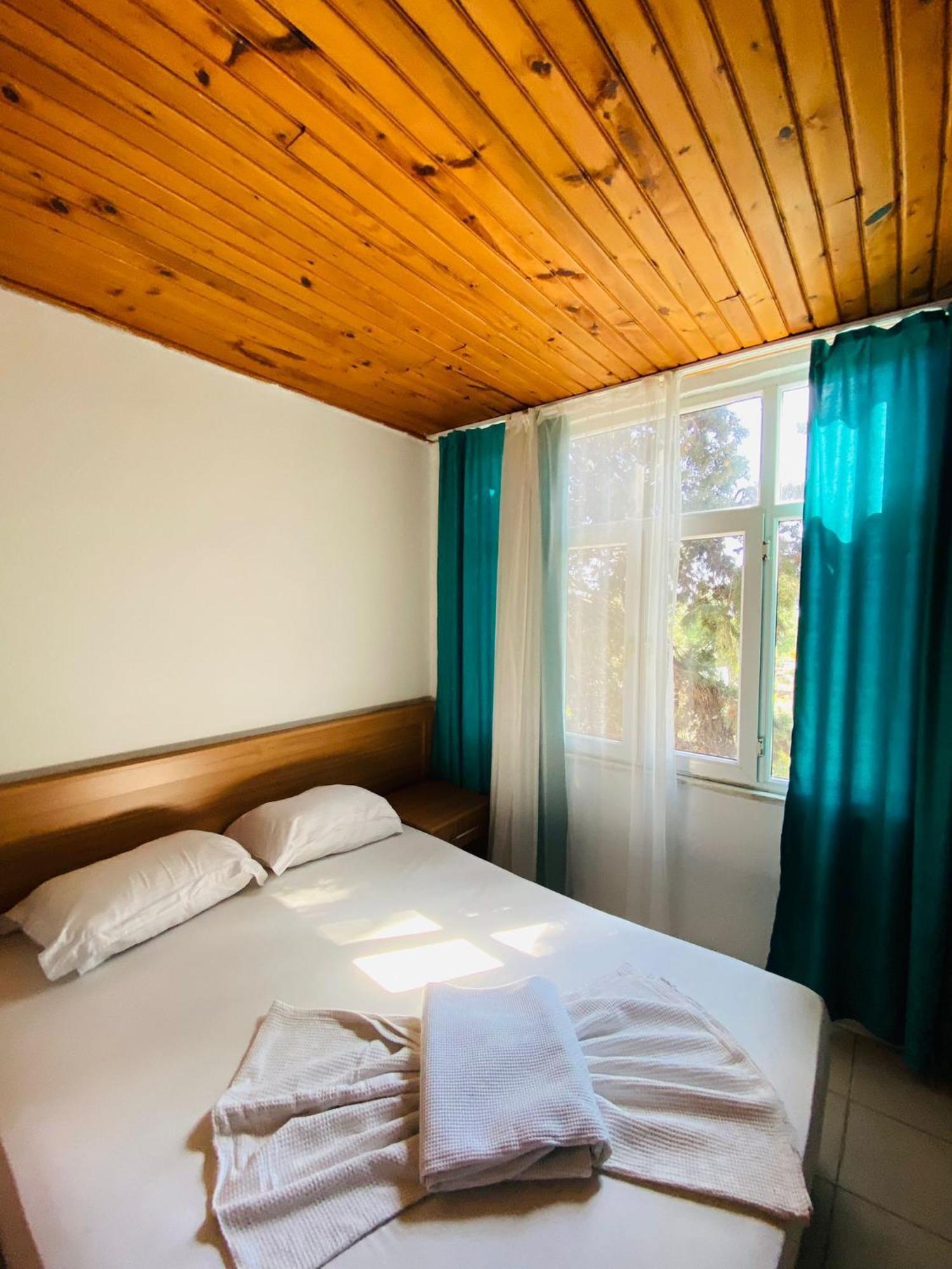 Hotel Zuemruet Pansiyon